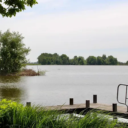 Exceptional House On The Waterfront Reeuwijk